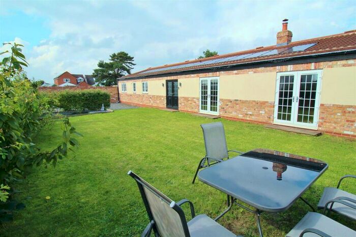 4 Bedroom Detached Bungalow For Sale In Heck Lane, Hensall, Goole, DN14