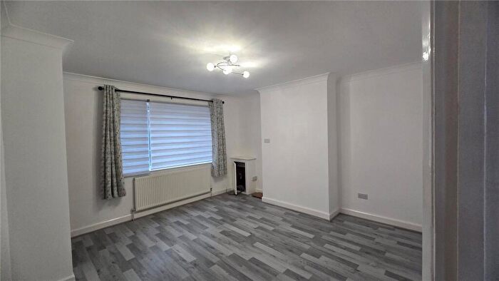 3 Bedroom House To Rent In Windyridge, Northampton, Northamptonshire, NN2