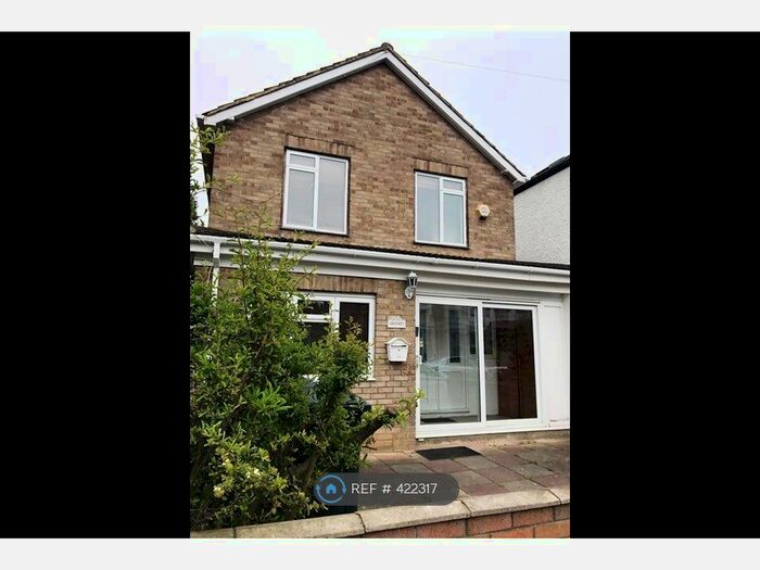 5 Bedroom Detached House To Rent In Acton, Acton, W3