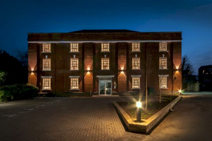 2 Bedroom Apartment To Rent In Mill Street, Central Oxford, OX2