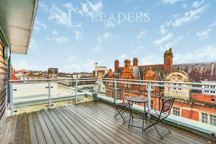 2 Bedroom Apartment To Rent In Kimber House, High Street, Southampton, SO14