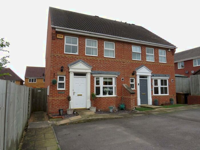 3 Bedroom House To Rent In Alfred Gardens, Andover, SP10