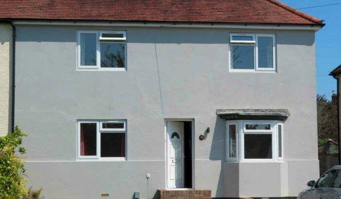 5 Bedroom Semi-Detached House To Rent In Canterbury Rd, Guildford, GU2