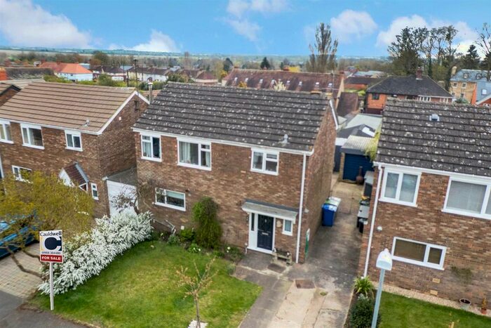 3 Bedroom Link Detached House For Sale In Mansel Close, Cosgrove, Milton Keynes, MK19