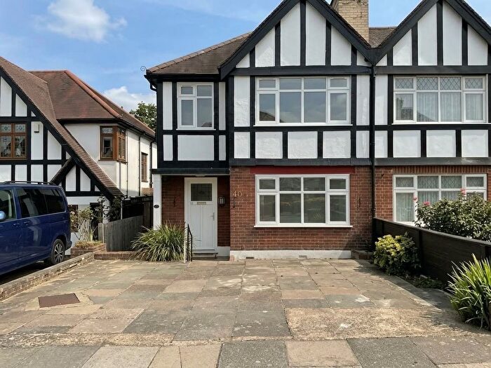 3 Bedroom Semi-Detached House To Rent In Chinnor Crescent, Greenford, UB6