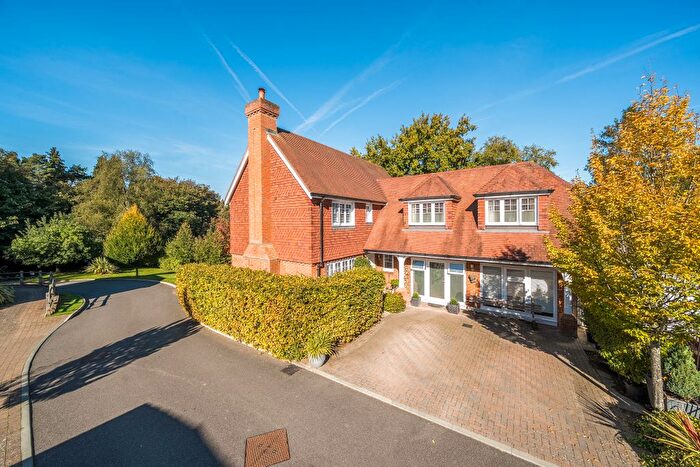 5 Bedroom Detached House For Sale In Mantell Close, Newick, BN8