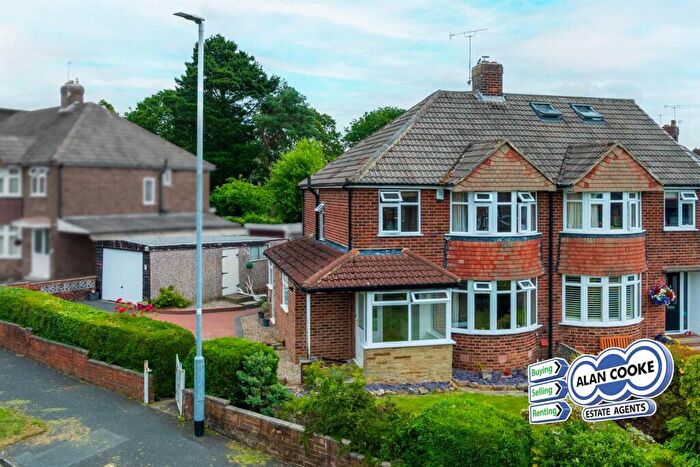 3 Bedroom Semi-Detached House For Sale In Hillingdon Way, Alwoodley, Leeds, LS17
