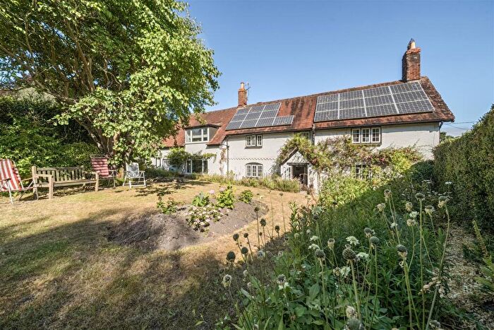 4 Bedroom Detached House For Sale In Lower Road, Edington, BA13