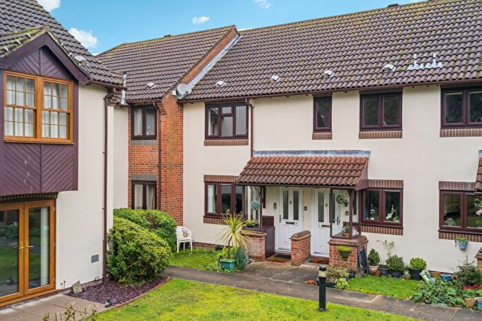 2 Bedroom Flat For Sale In King George V Road, Amersham, HP6