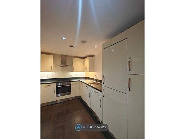 1 Bedroom Flat To Rent In Asperand House, Poole, BH12