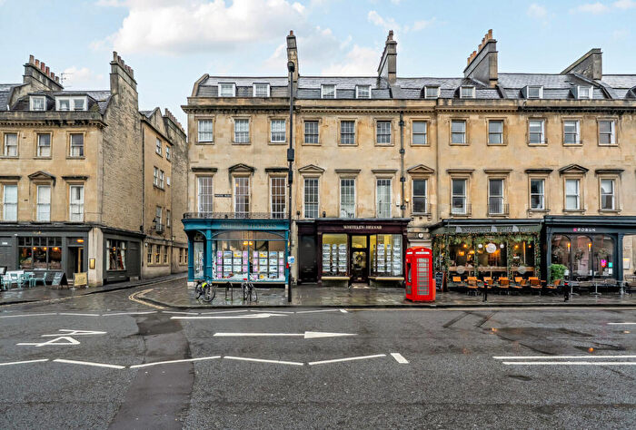 1 Bedroom Apartment For Sale In Princes Buildings, Bath, Somerset, BA1