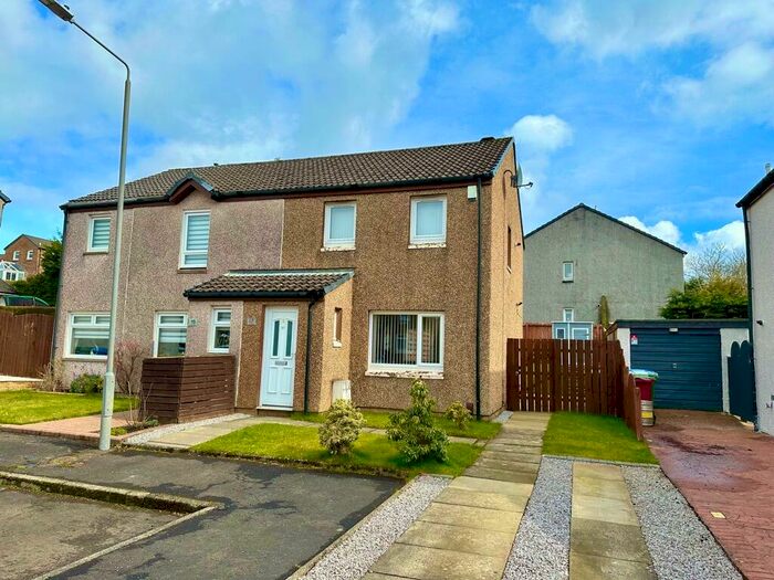 3 Bedroom Semi-Detached House To Rent In Leven Way, Gardenhall, East Kilbride, G75