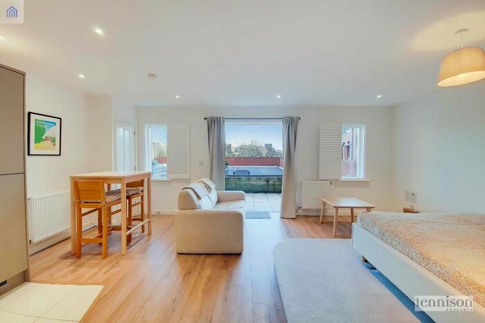 1 Bedroom Studio To Rent In Hero, Kingston Road, Wimbledon Chase, SW20