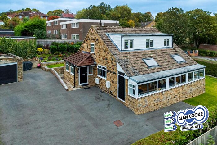 4 Bedroom Detached Bungalow For Sale In The Lane, Alwoodley, LS17