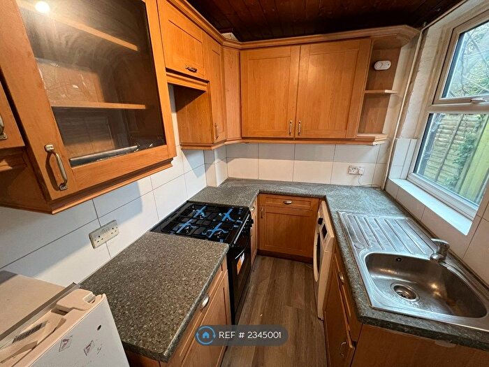 2 Bedroom Terraced House To Rent In Stanmore Road, Watford, WD24