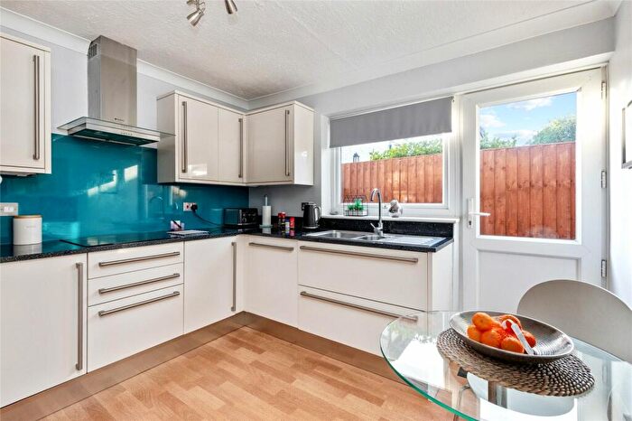 3 Bedroom Detached House For Sale In Willowhayne Avenue, East Preston, Littlehampton, West Sussex, BN16