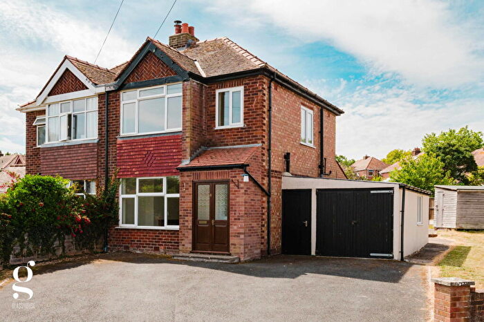 3 Bedroom Semi-Detached House For Sale In Redhill Avenue, Hereford, HR2