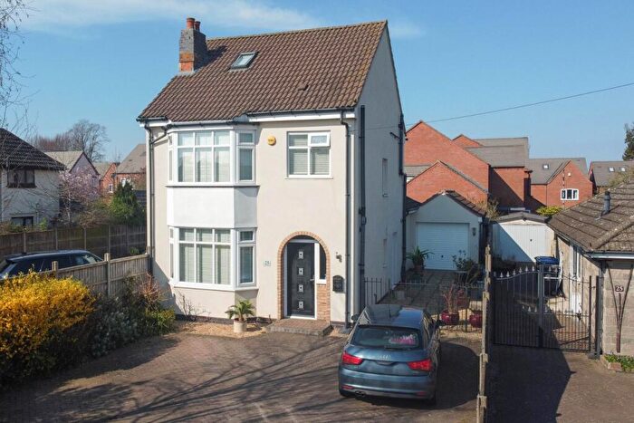 5 Bedroom Detached House For Sale In Crick Road, Hillmorton, Rugby, CV21