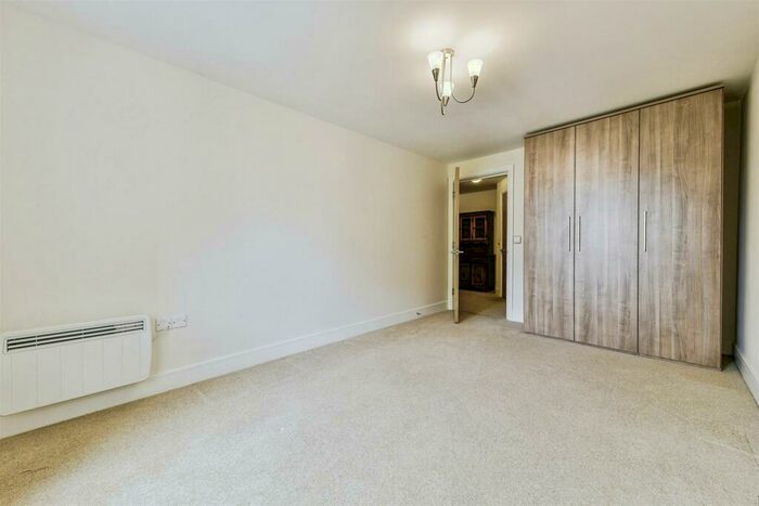 2 Bedroom Apartment For Sale In Goodes Court, Baldock Road, Royston, SG8