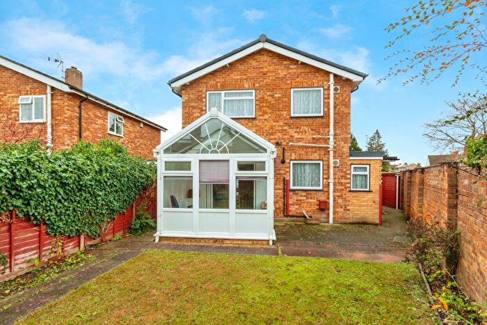 3 Bedroom Detached House For Sale In Long Drive, Burnham, Buckinghamshire, SL1