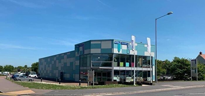 Commercial Property To Rent In Office Space - Boscombe Road, Dunstable, LU5