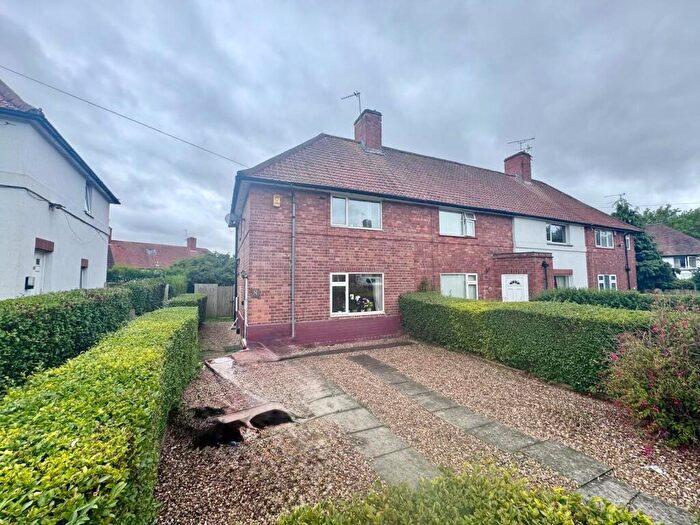 4 Bedroom Semi-Detached House To Rent In Audley Drive, NG9