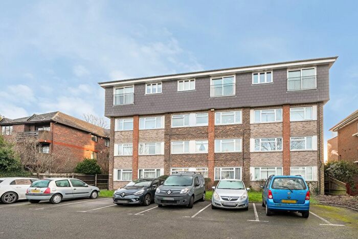 1 Bedroom Flat To Rent In Rectory Road, Beckenham, BR3