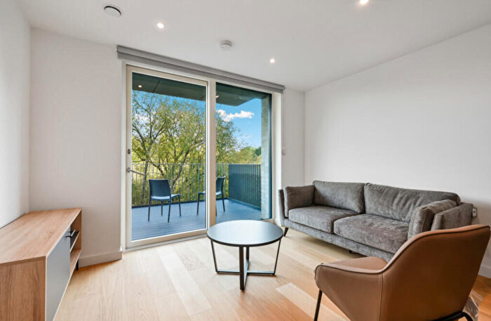 3 Bedroom Apartment To Rent In Ferry Lane, Tottenham Hale, London, N17