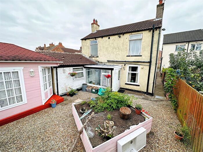 2 Bedroom Detached House For Sale In High Street, Swinefleet, Goole, DN14