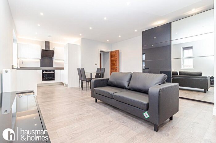 Flat To Rent In Temple Fortune Mansions, Temple Fortune, NW11