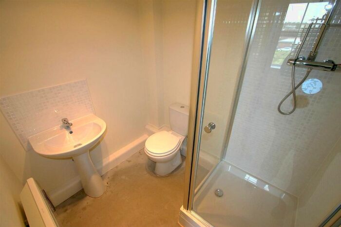 2 Bedroom Flat To Rent In Broadwell Road, Oldbury, B69