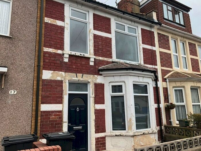 2 Bedroom Terraced House To Rent In Hill Street, St. George, Bristol, BS5