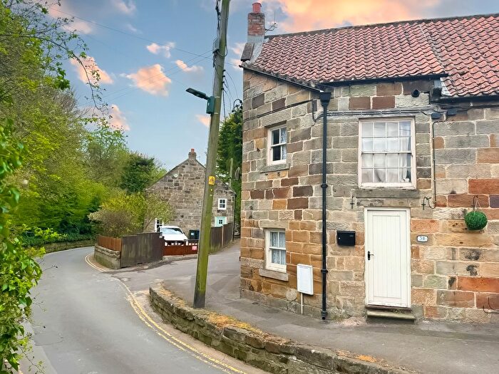 2 Bedroom Cottage For Sale In Dam Street, Loftus, Saltburn-By-The-Sea, TS13