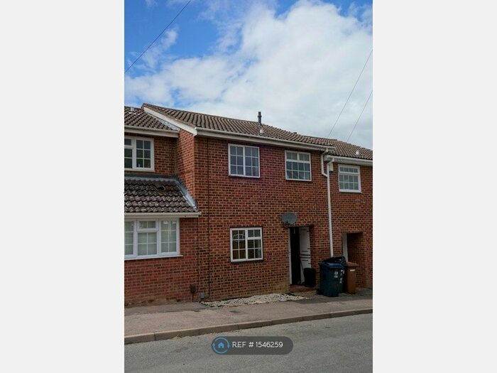 3 Bedroom Terraced House To Rent In Thornbera Road, Bishop's Stortford, CM23