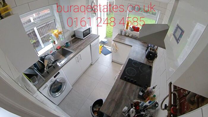 4 Bedroom Semi-Detached House To Rent In Lees Hall Crescent, Manchester, M14