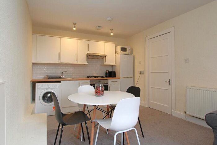 2 Bedroom Flat To Rent In Dalry Road, Dalry, Edinburgh, EH11