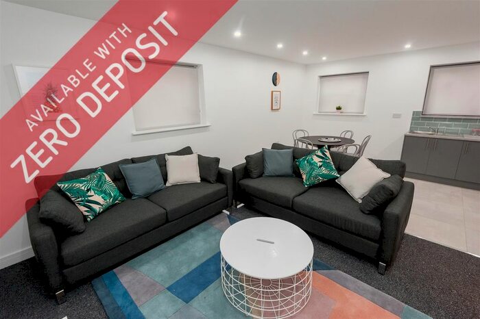 5 Bedroom Flat To Rent In No1 Milton House, Milverton Place, Salford M6