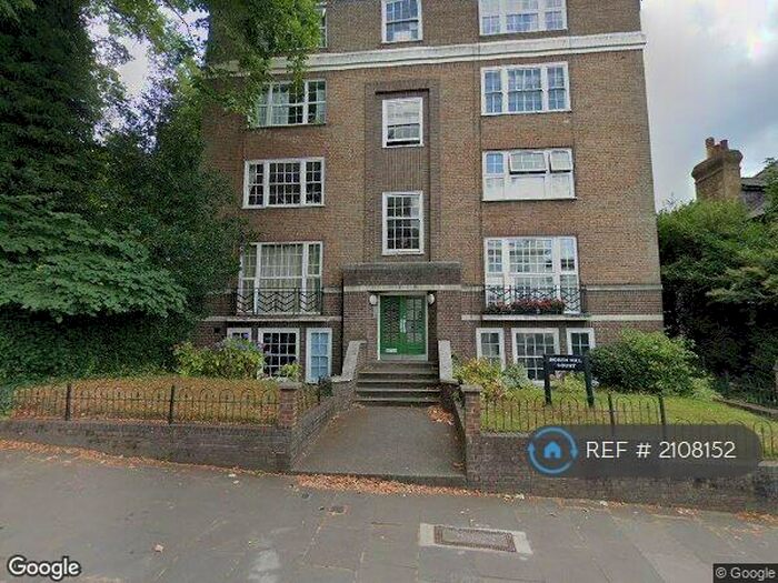 Studio To Rent In North Hill Court, London, N6