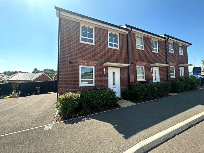 2 Bedroom End Of Terrace House To Rent In Stanbury Row, Alphington, Exeter, Devon, EX2