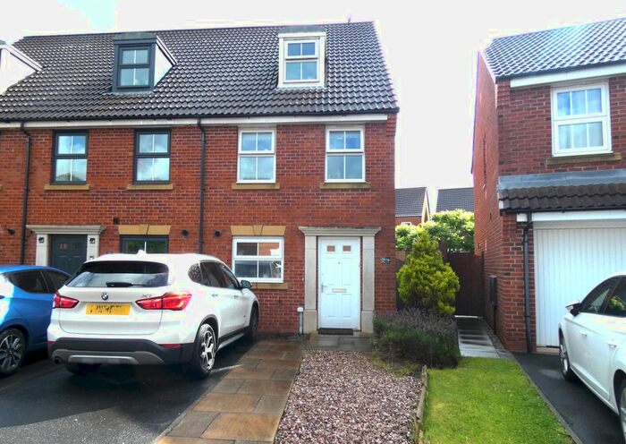 3 Bedroom Semi-Detached House To Rent In Parish Gardens, Leyland, PR25