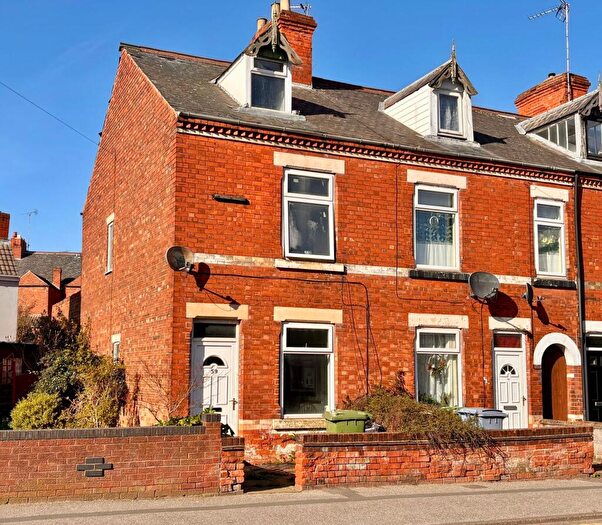 3 Bedroom End Of Terrace House For Sale In . Eastgate, Worksop, Nottinghamshire, S80