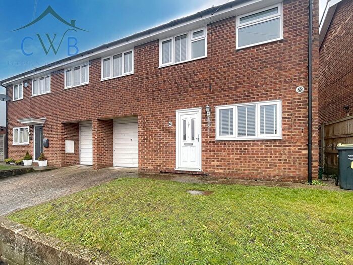 3 Bedroom Semi Detached House To Rent In Alma Road, Eccles, ME20