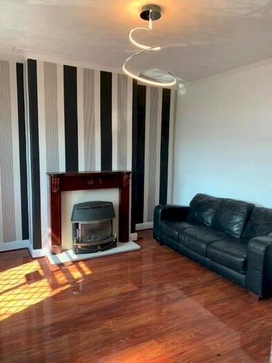 1 Bedroom Terraced House To Rent In South End Mount, Bramley, Leeds, LS13