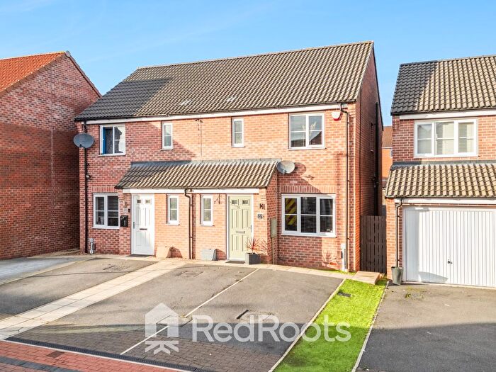3 Bedroom Semi-Detached House For Sale In Union Drive, Scawthorpe, Doncaster, DN5