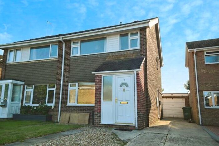 3 Bedroom Property To Rent In Heron Close, Calne, SN11