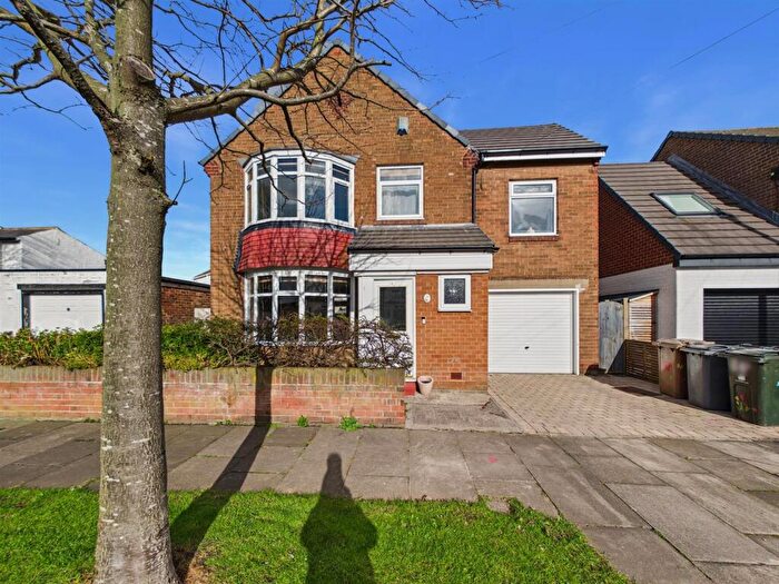 4 Bedroom Detached House For Sale In Wellington Avenue, Wellfield, NE25