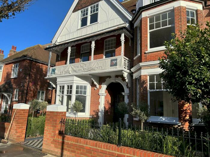 1 Bedroom Flat To Rent In Third Avenue, Hove, East Sussex, BN3