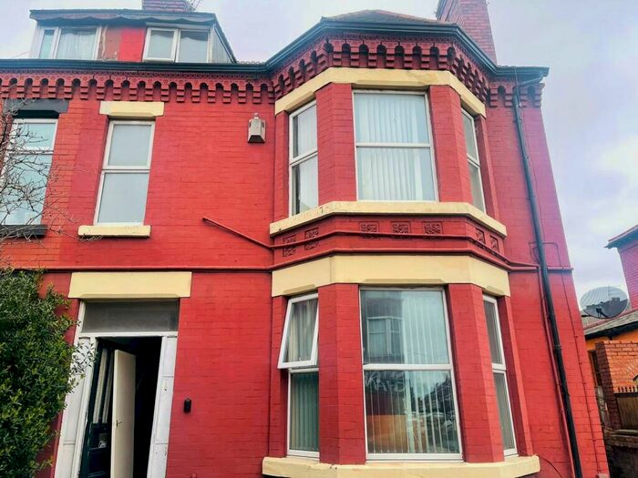 2 Bedroom Flat To Rent In Warbreck Moor, Aintree, L9