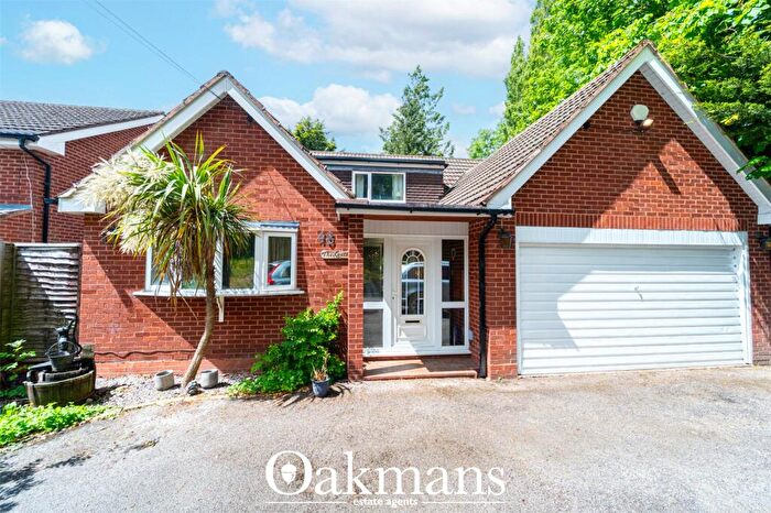 3 Bedroom Detached House For Sale In Rednal Road, Birmingham, West Midlands, B38