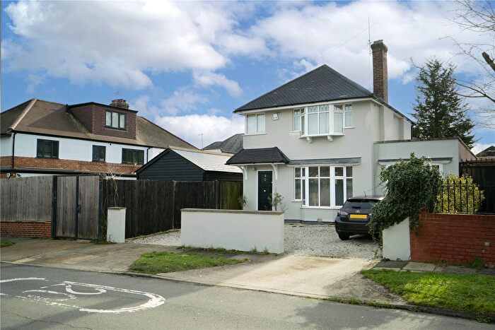 4 Bedroom Detached House For Sale In Grasmere Avenue, London, SW15